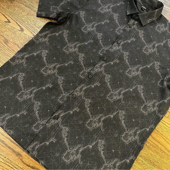 Men L abstract print short sleeve top button up black - Picture 2 of 10